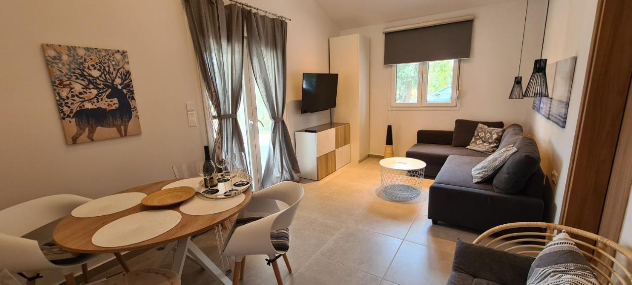 Villa Anna Maria Kriopigi Eksteriør billede